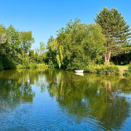 Gite Du Manoir Des Haies Les Champs-Géraux Esterno foto