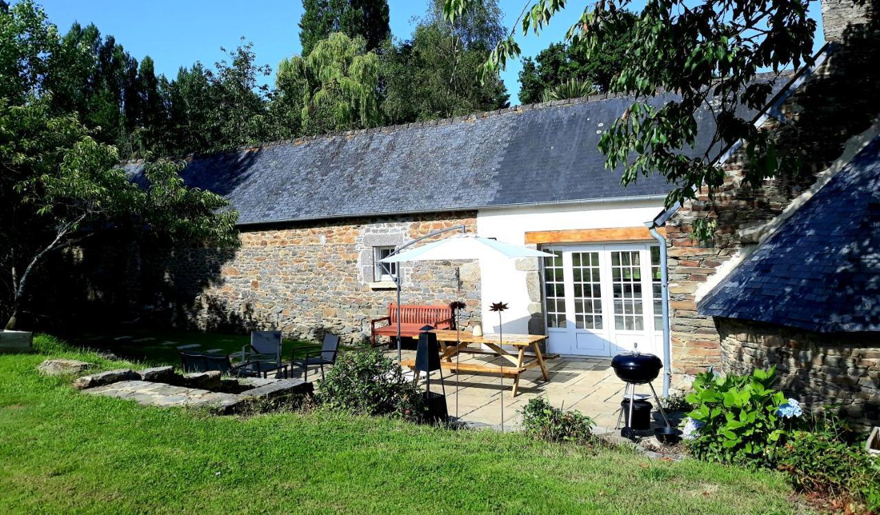 Gite Du Manoir Des Haies Villa Les Champs-Géraux Esterno foto